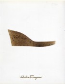 <h0>Salvatore Ferragamo <span><i>Cartella di schede di oggetti fashion storici del marchio</i></span></h0>